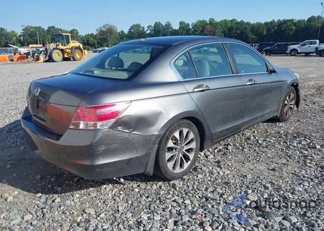 2009 Honda Accord 2.4 Ex-L z USA, uszkodzony, nr VIN 1HGCP26879A072372